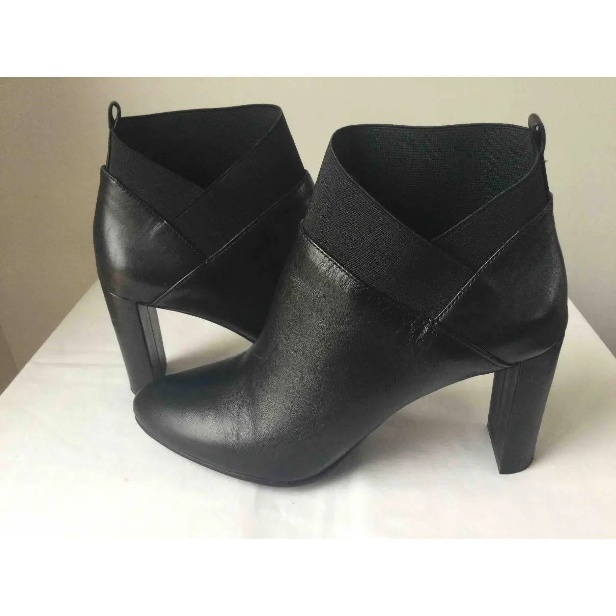 Leather ankle boots Nine West
