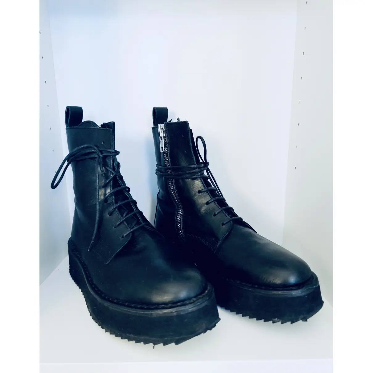 Buy Odeur Leather ankle boots online