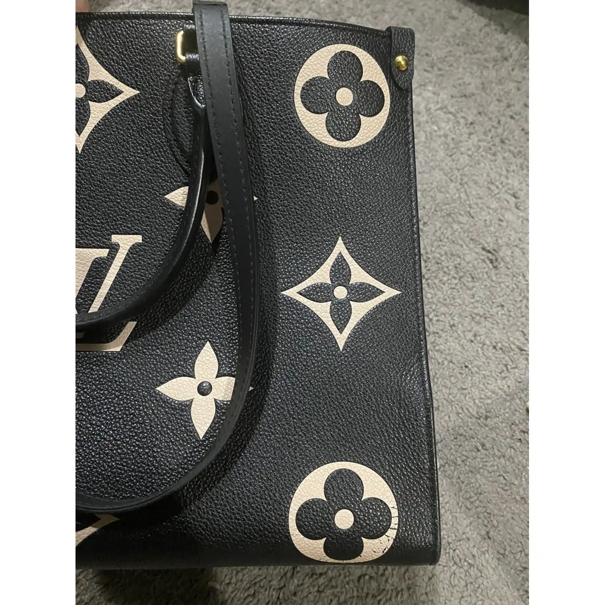 Onthego leather tote Louis Vuitton