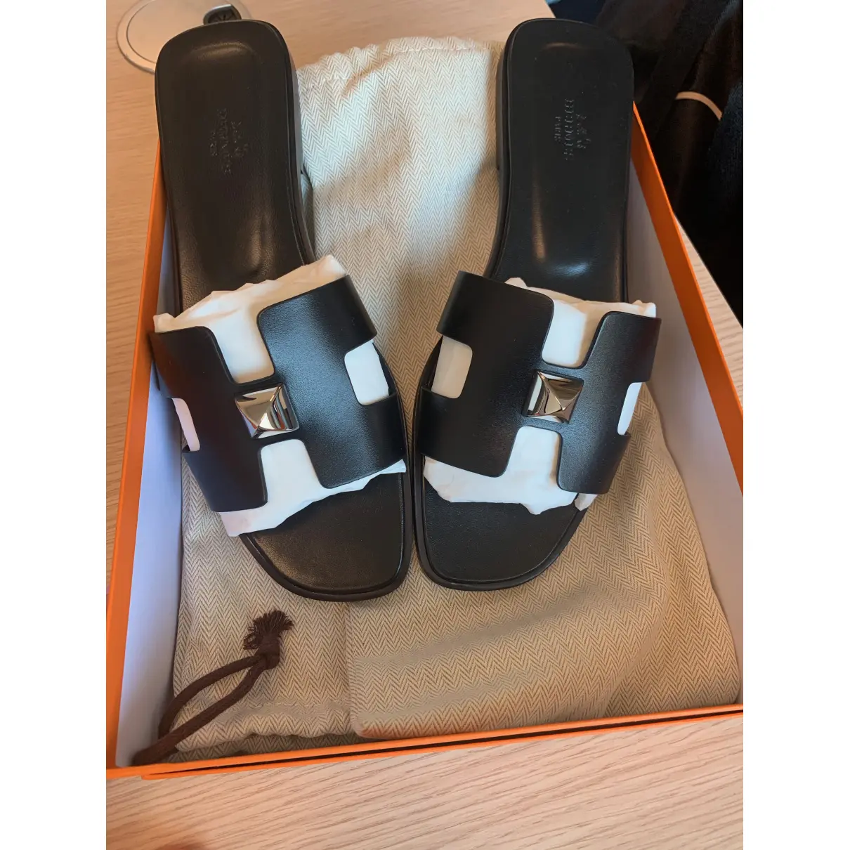 Buy Hermès Oran leather sandals online