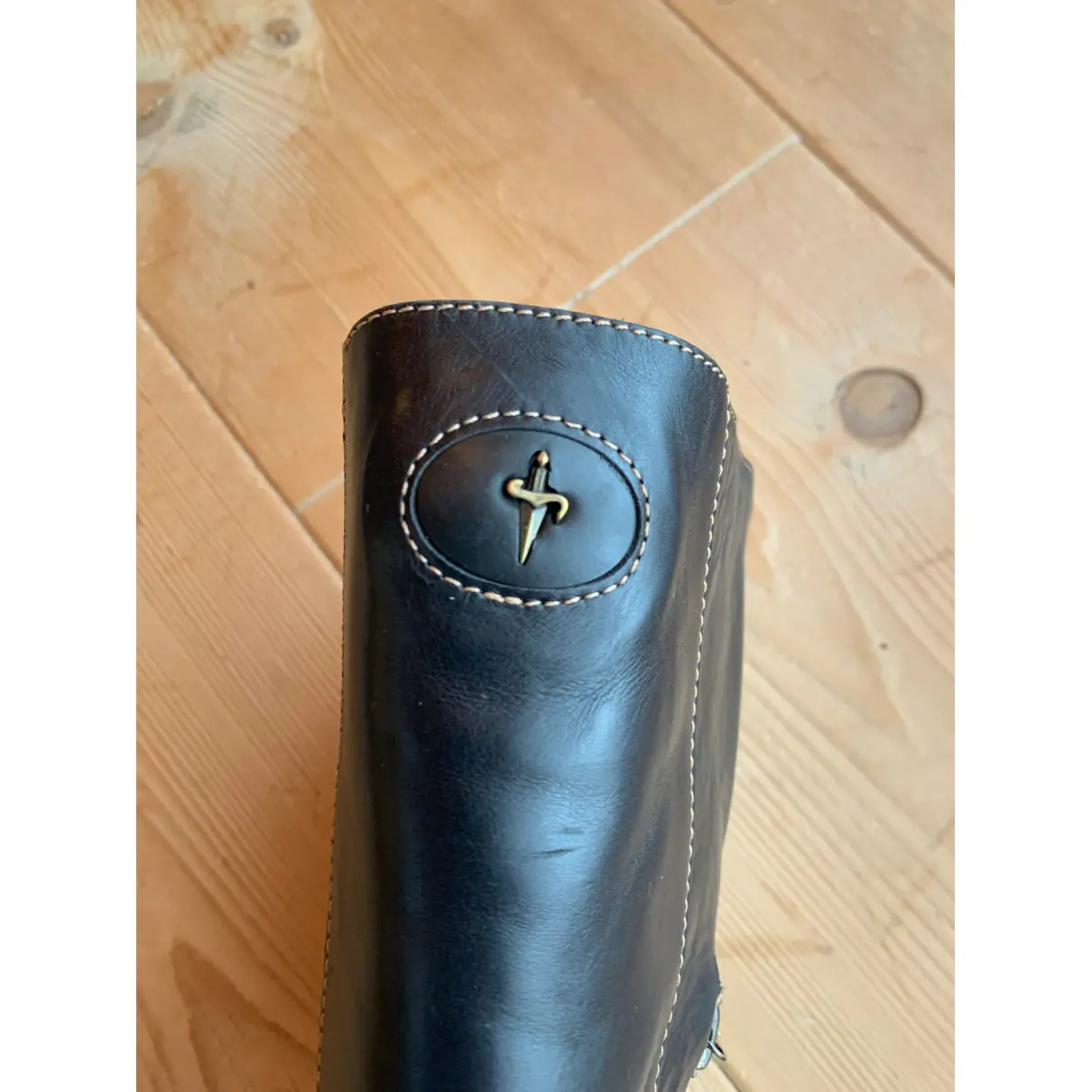 Leather boots PACIOTTI