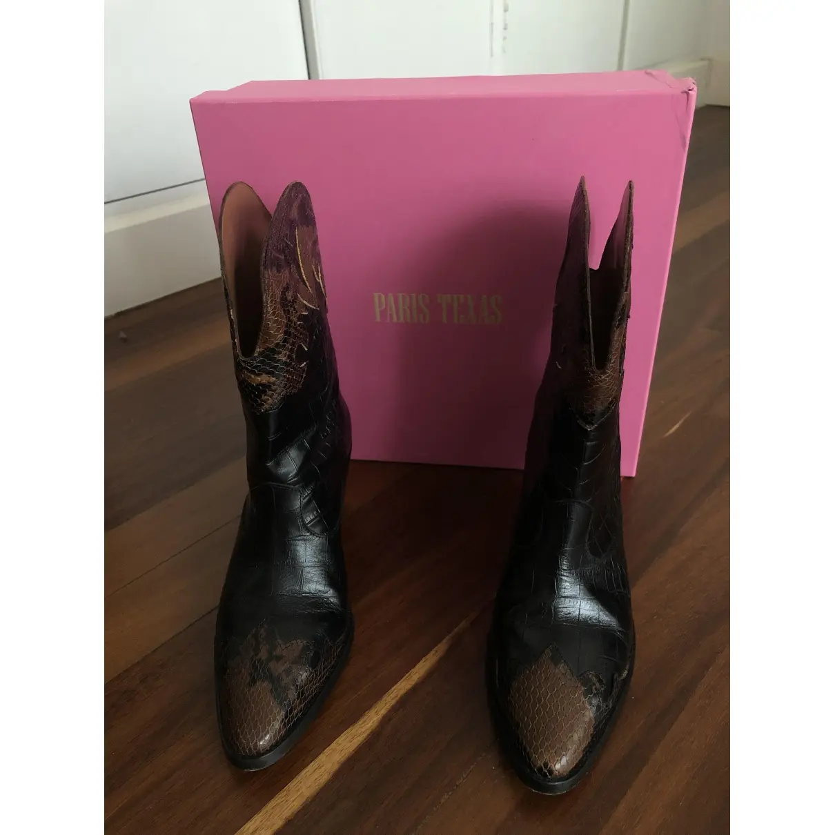 Buy PARIS TEXAS Leather ankle boots online