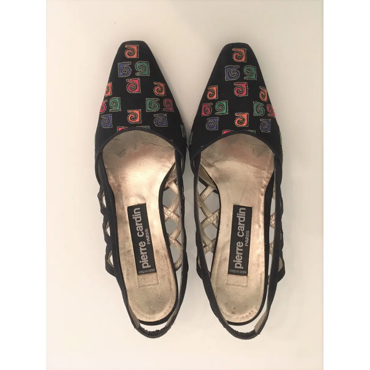 Buy Pierre Cardin Leather heels online - Vintage