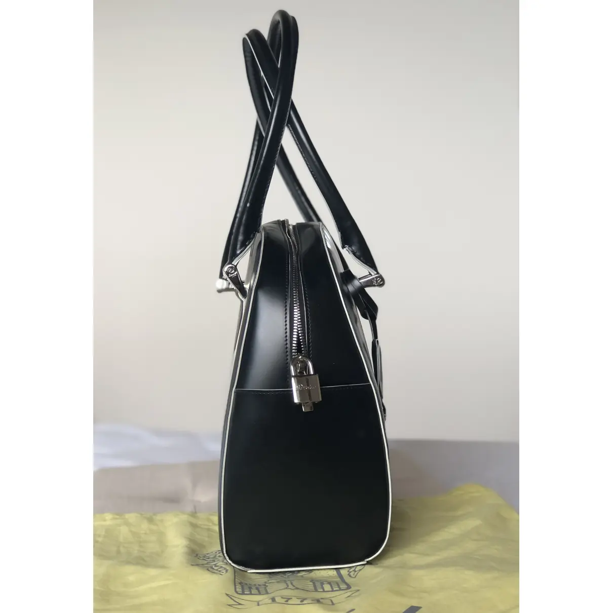 Leather handbag Pineider