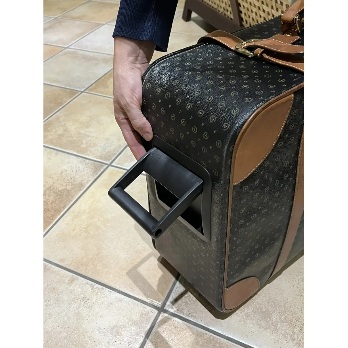 Luxury Pollini Bags Men