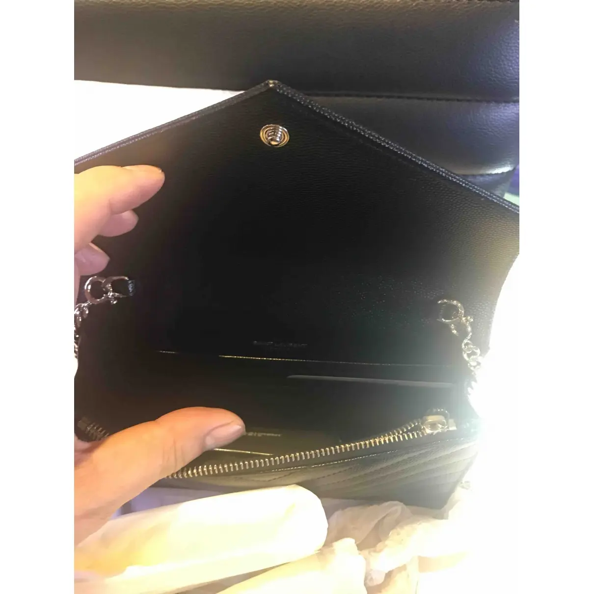 Buy Saint Laurent Portefeuille enveloppe leather handbag online
