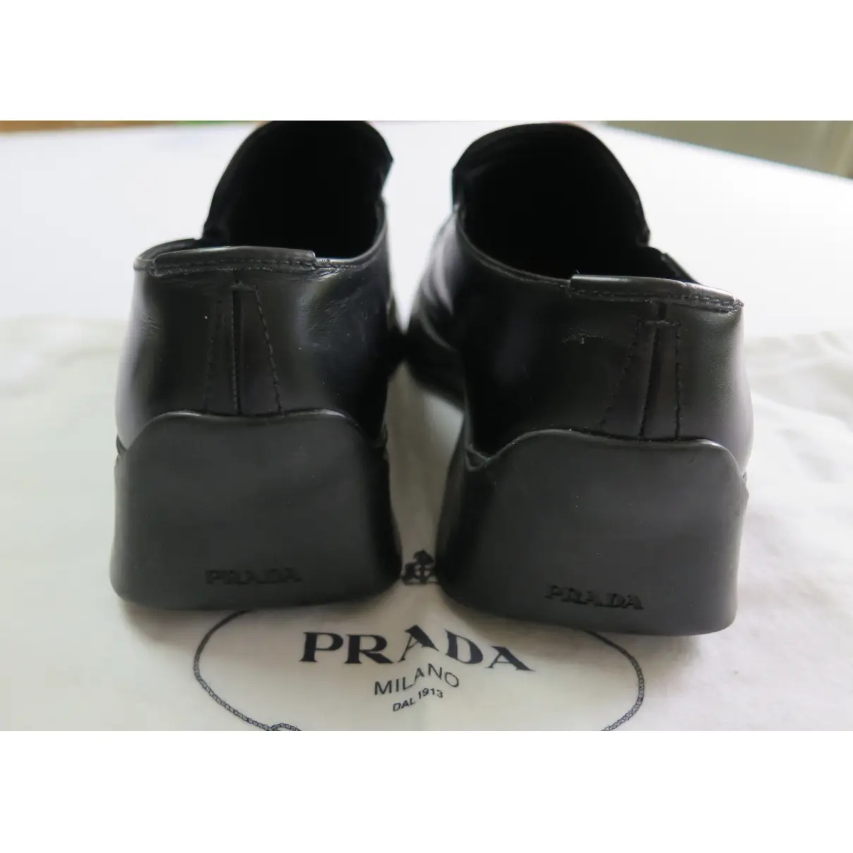 Leather flats Prada - Vintage