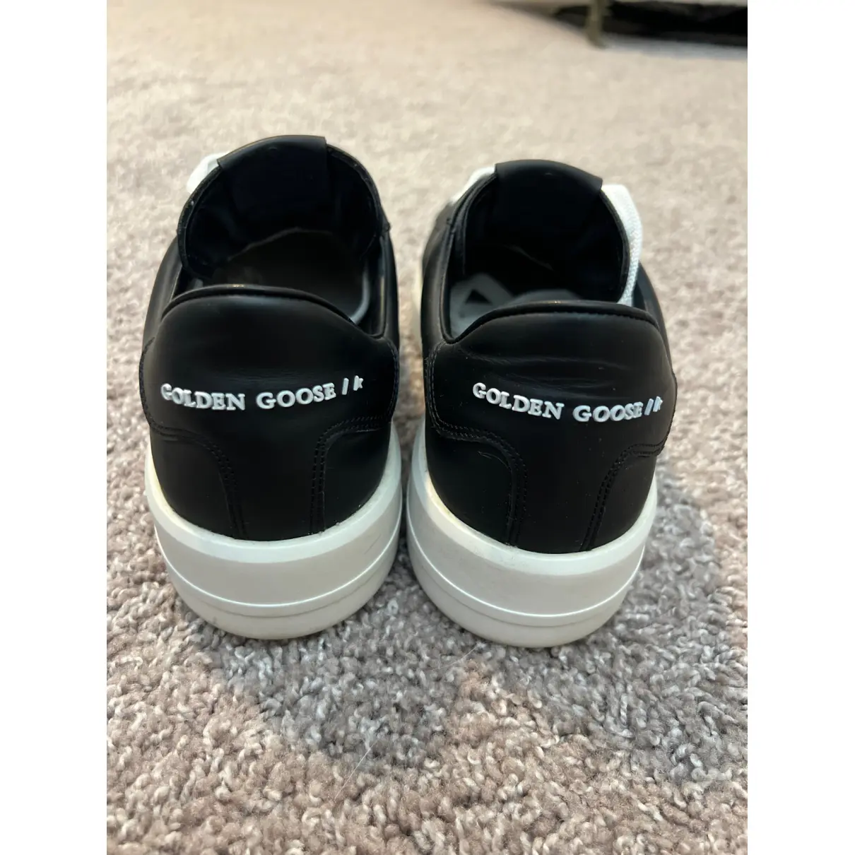 Pure star leather trainers Golden Goose Black size 42 EU in Leather -  38873875