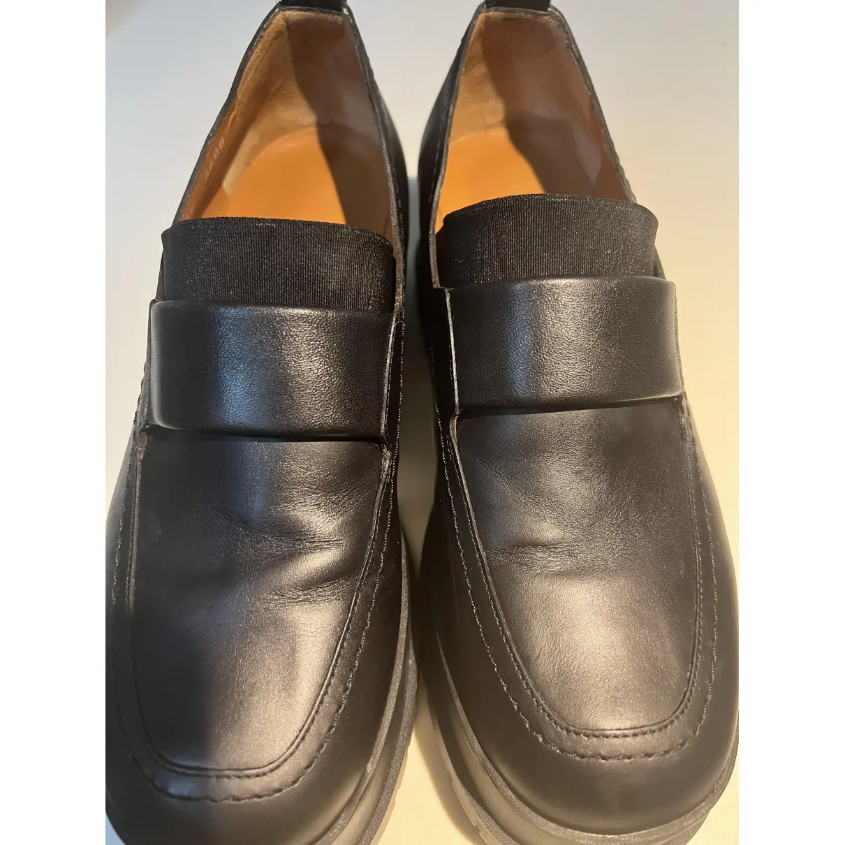 Buy Robert Clergerie Leather flats online