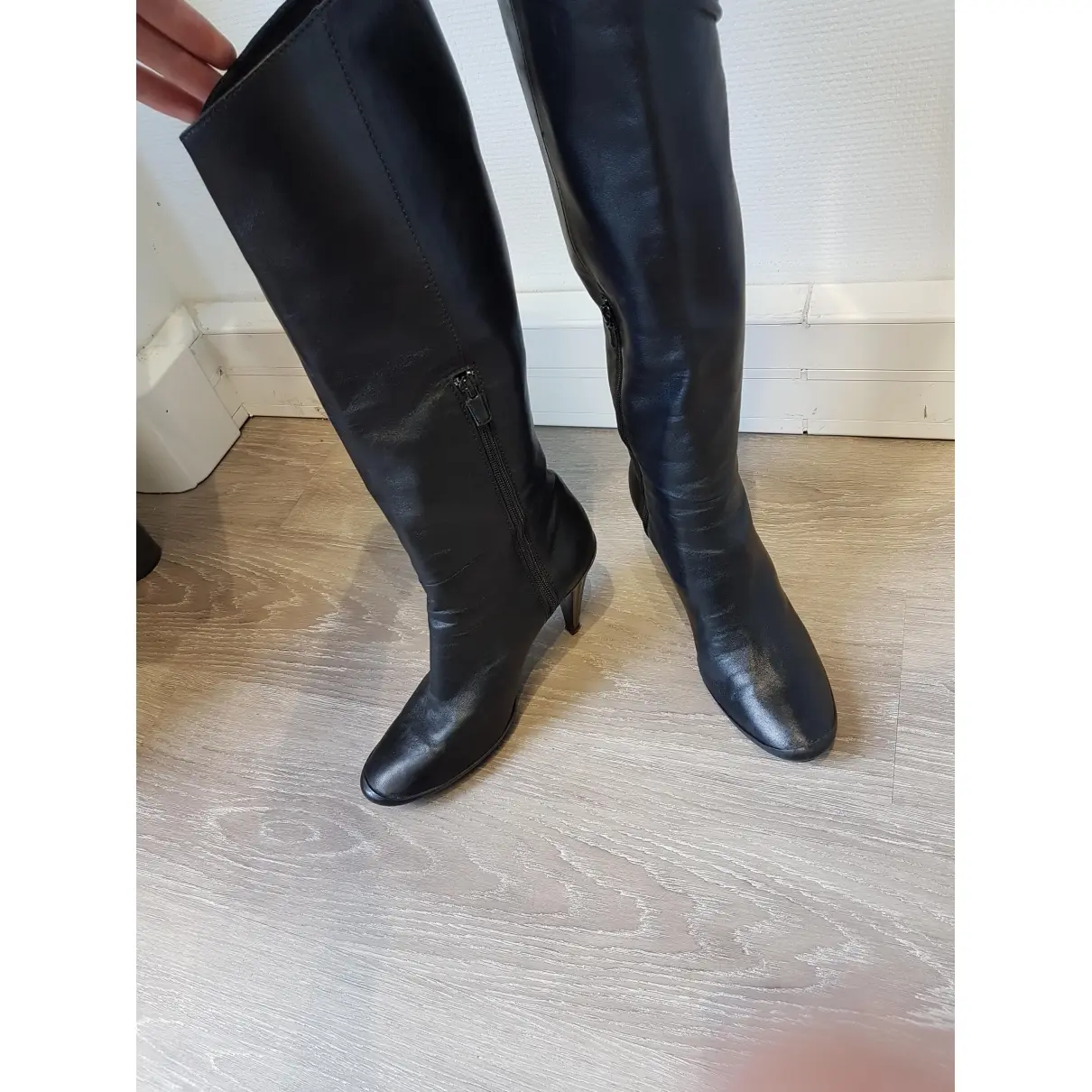 Roger Vivier Leather riding boots for sale