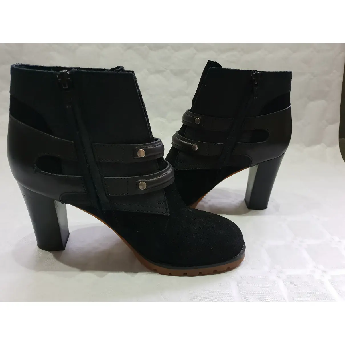 Buy See by Chloé Leather ankle boots online