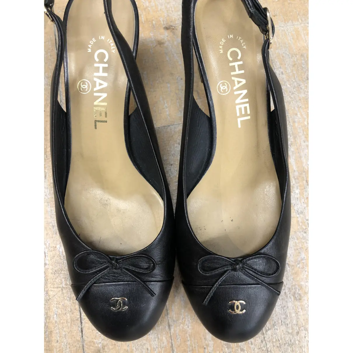 Buy Chanel Slingback leather heels online