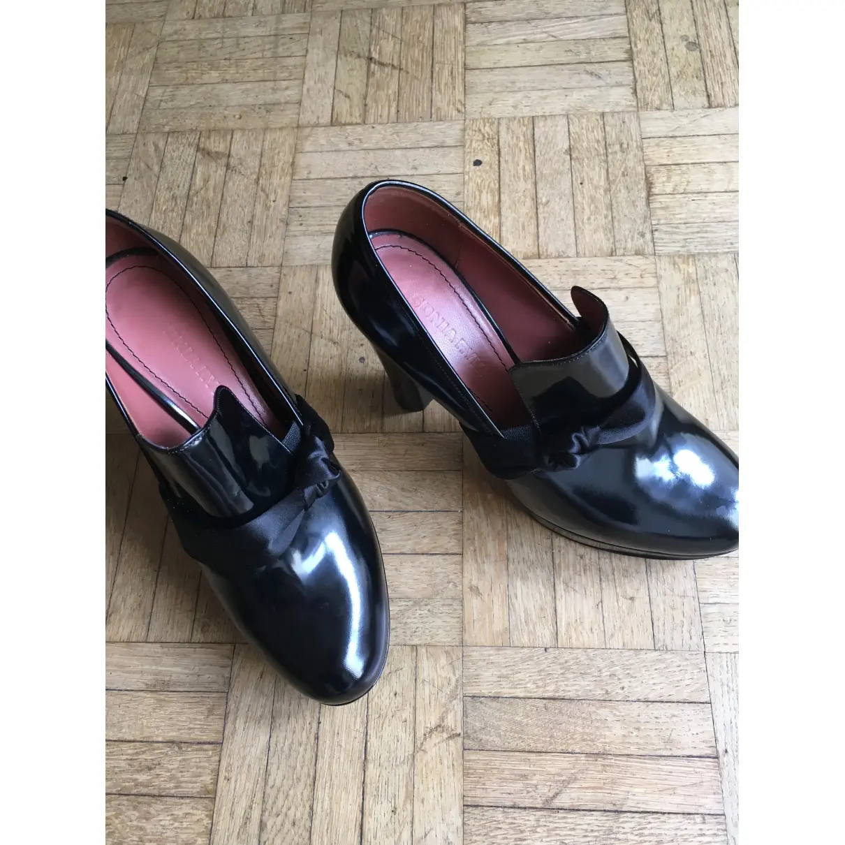 Buy Sonia Rykiel Leather heels online - Vintage