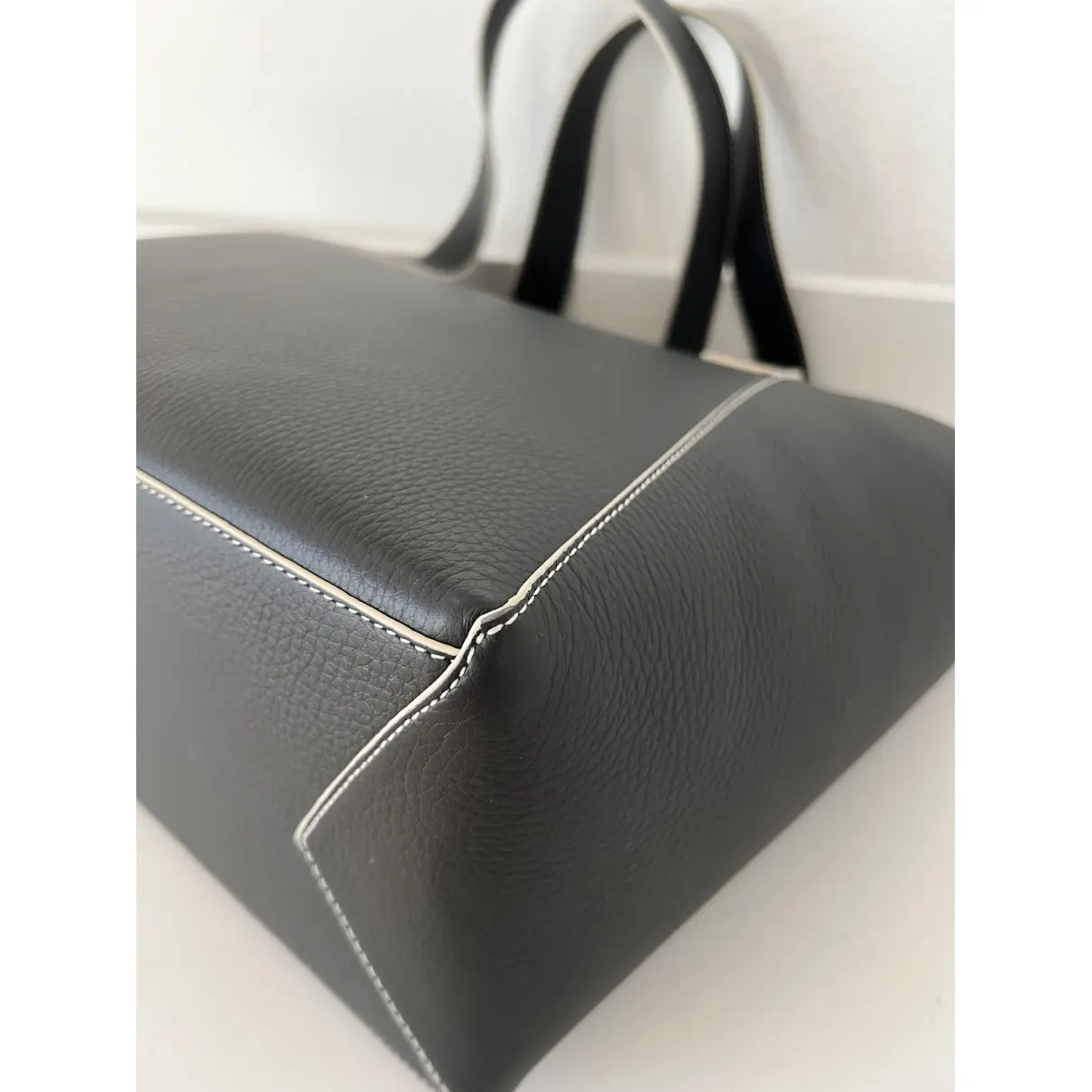 Leather tote Strathberry