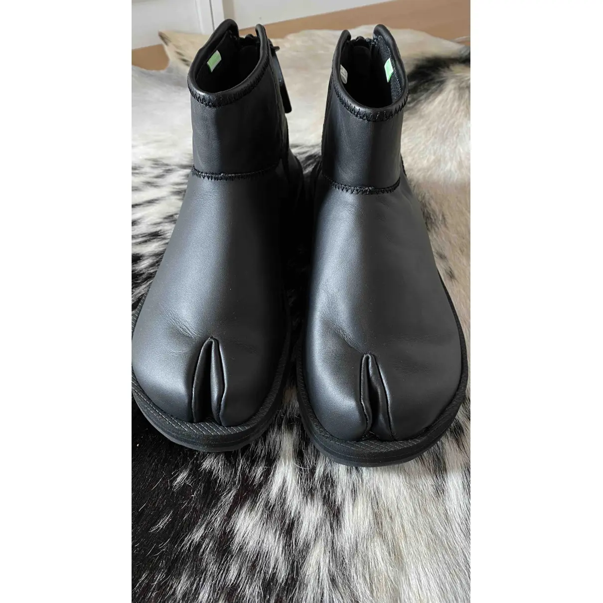 Buy Suicoke Leather boots online