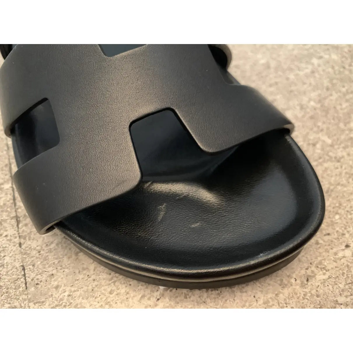Buy Hermès Takara leather sandal online