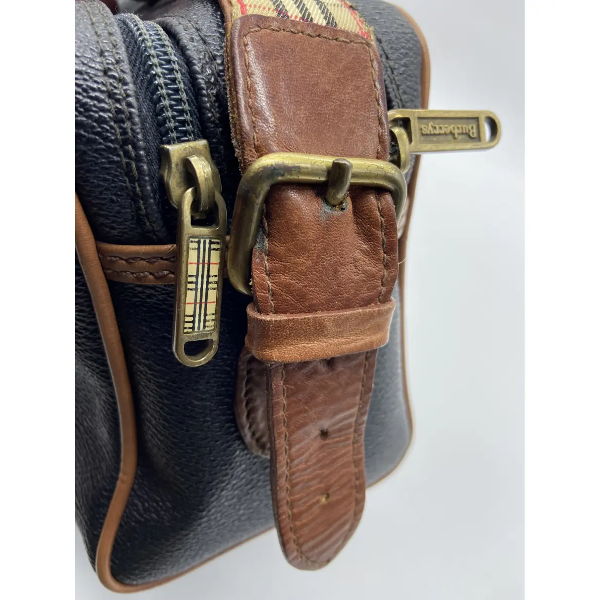 The Link leather crossbody bag Burberry - Vintage