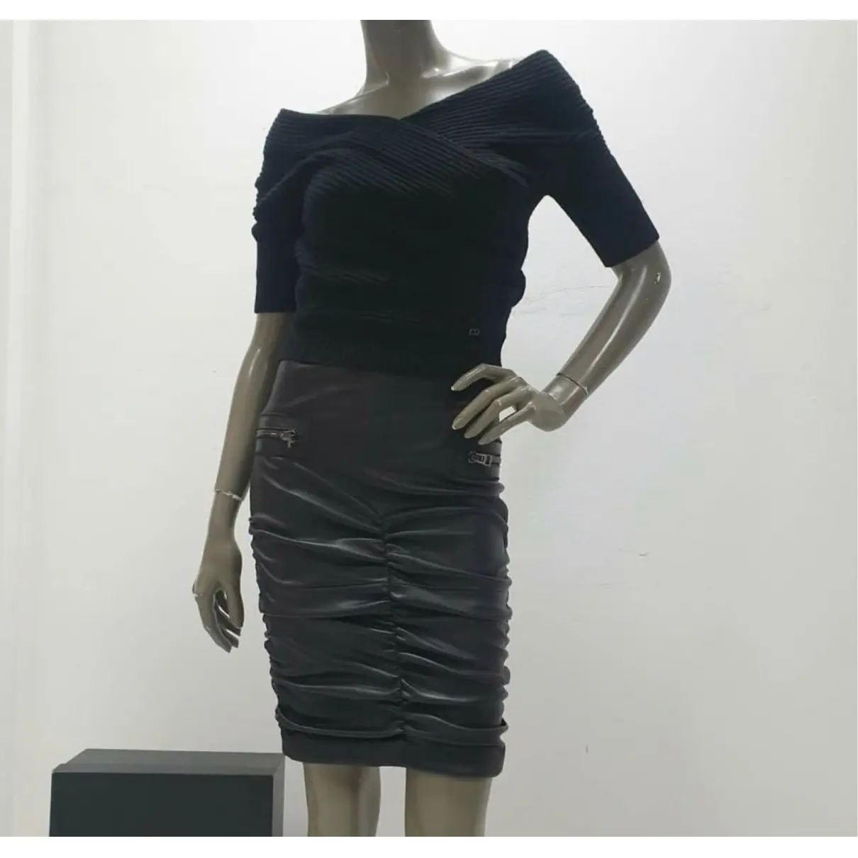 Leather mid-length skirt Tom Ford