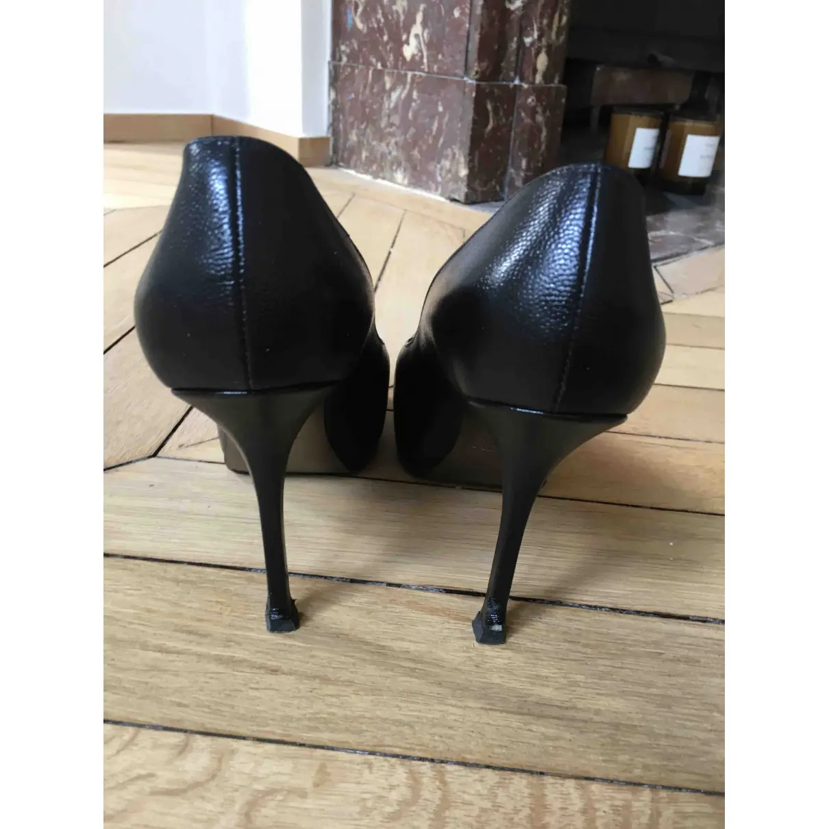 Buy Yves Saint Laurent Trib Too leather heels online - Vintage