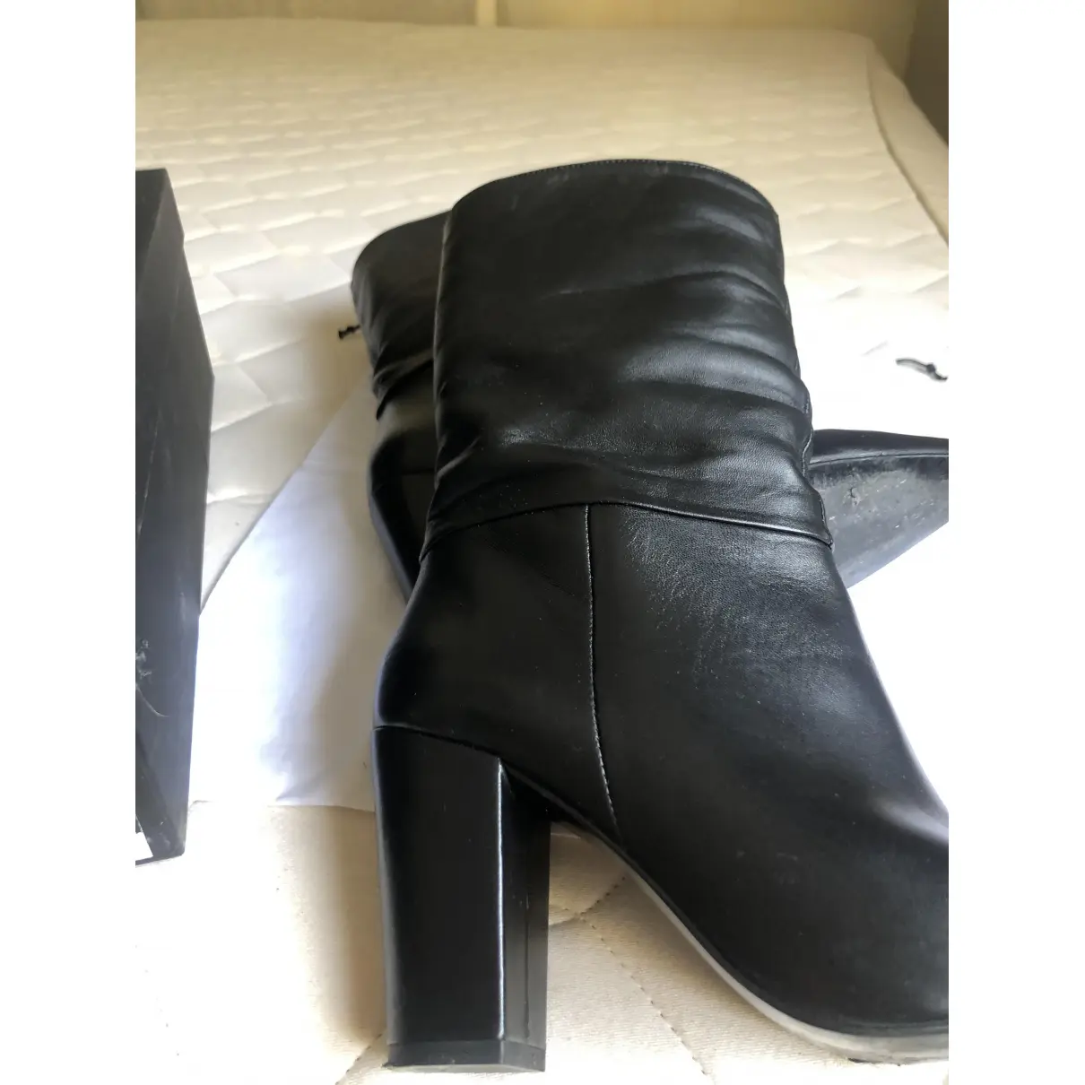 Leather boots Uterque