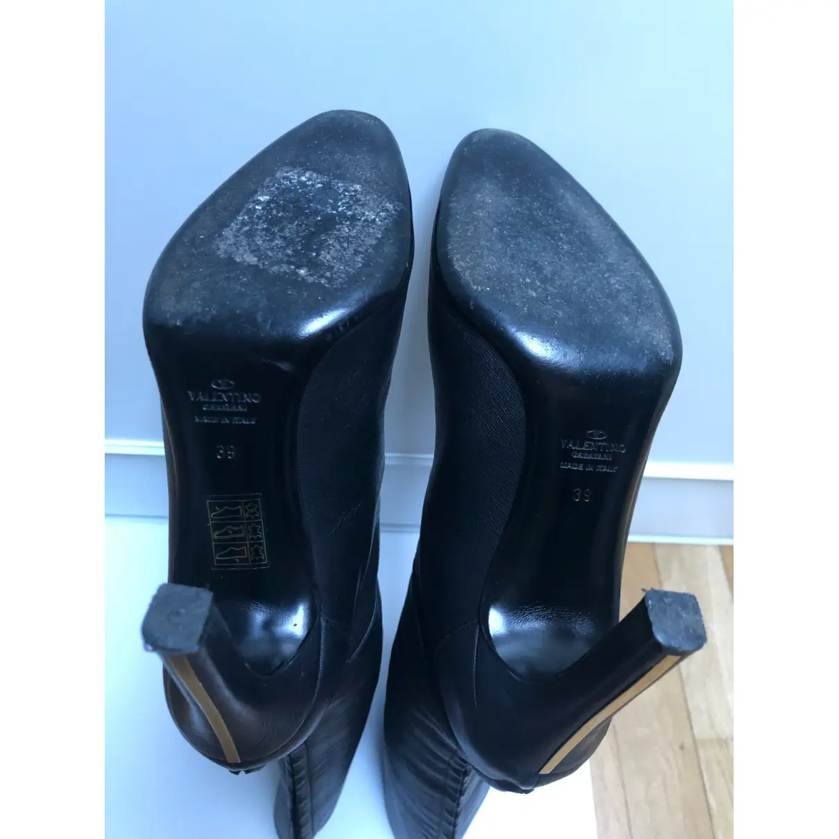 Leather boots Valentino Garavani - Vintage
