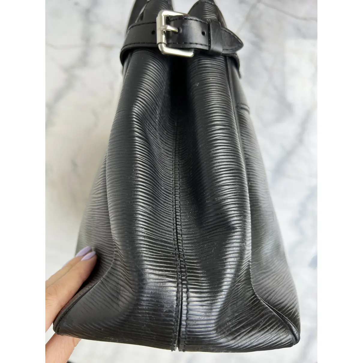 Vaneau leather handbag Louis Vuitton