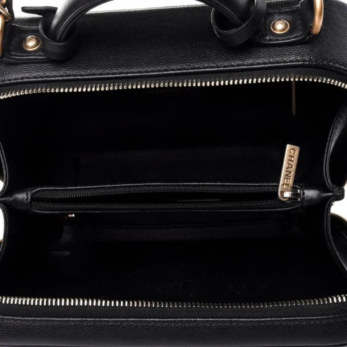 Vanity leather tote Chanel
