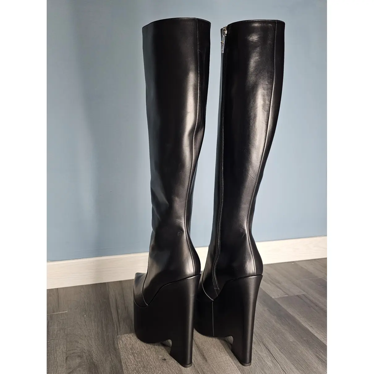 Leather riding boots Versace