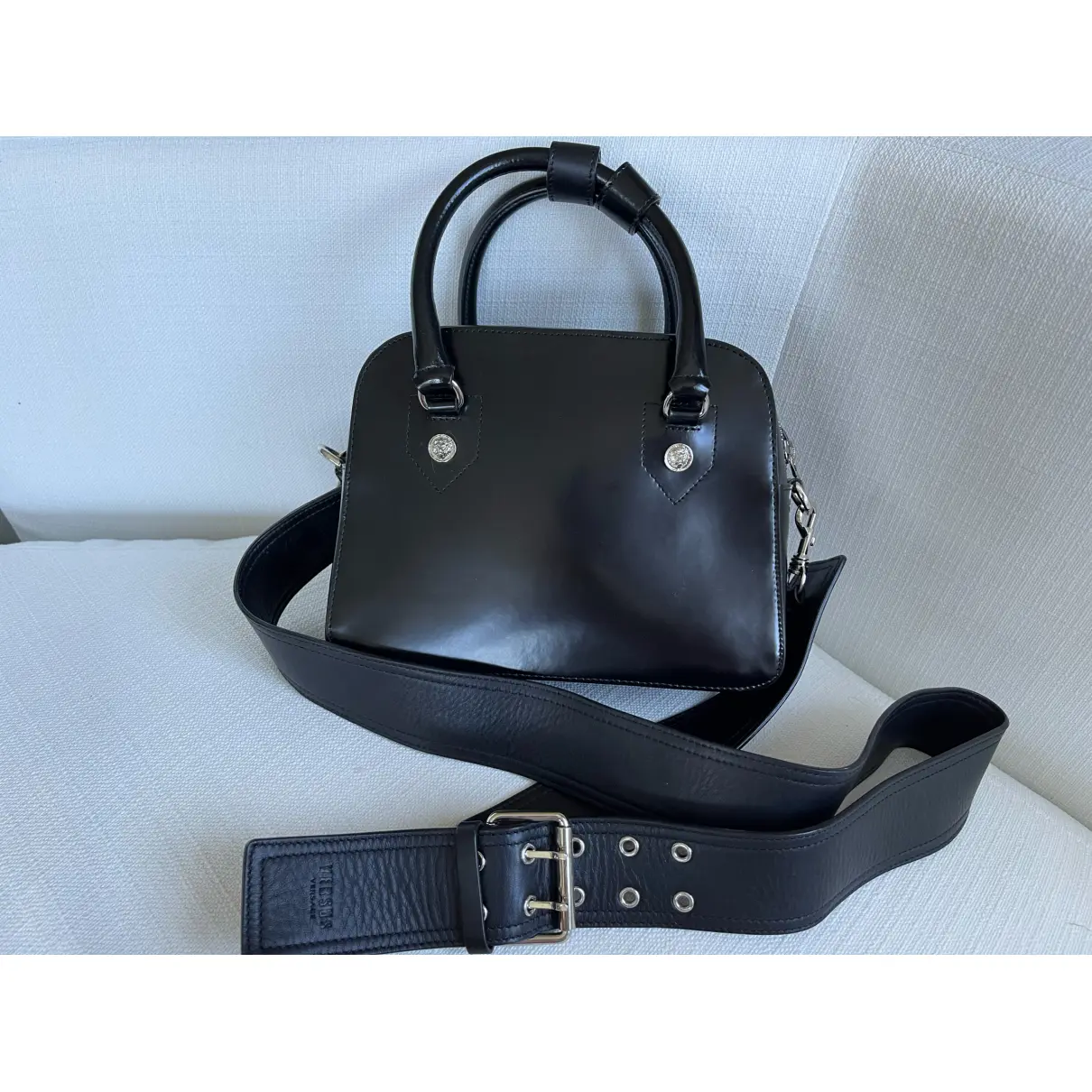 Buy Versus Leather handbag online