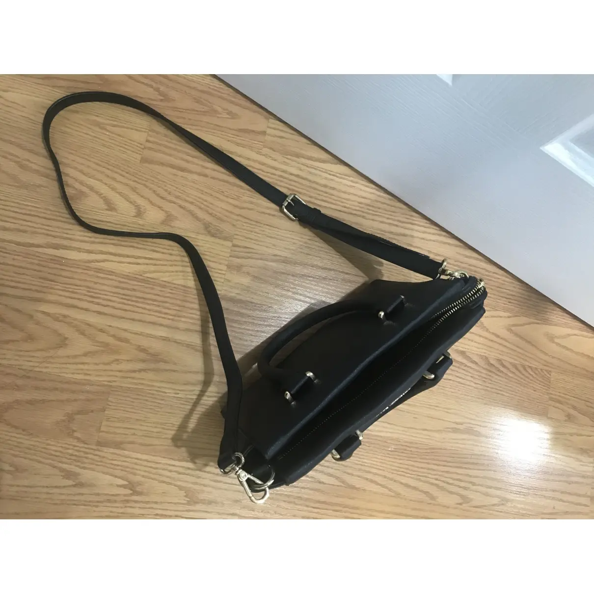 Leather crossbody bag Vince  Camuto