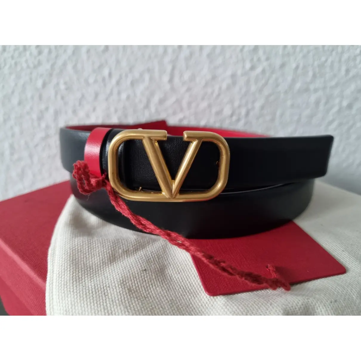 Buy Valentino Garavani VLogo leather belt online