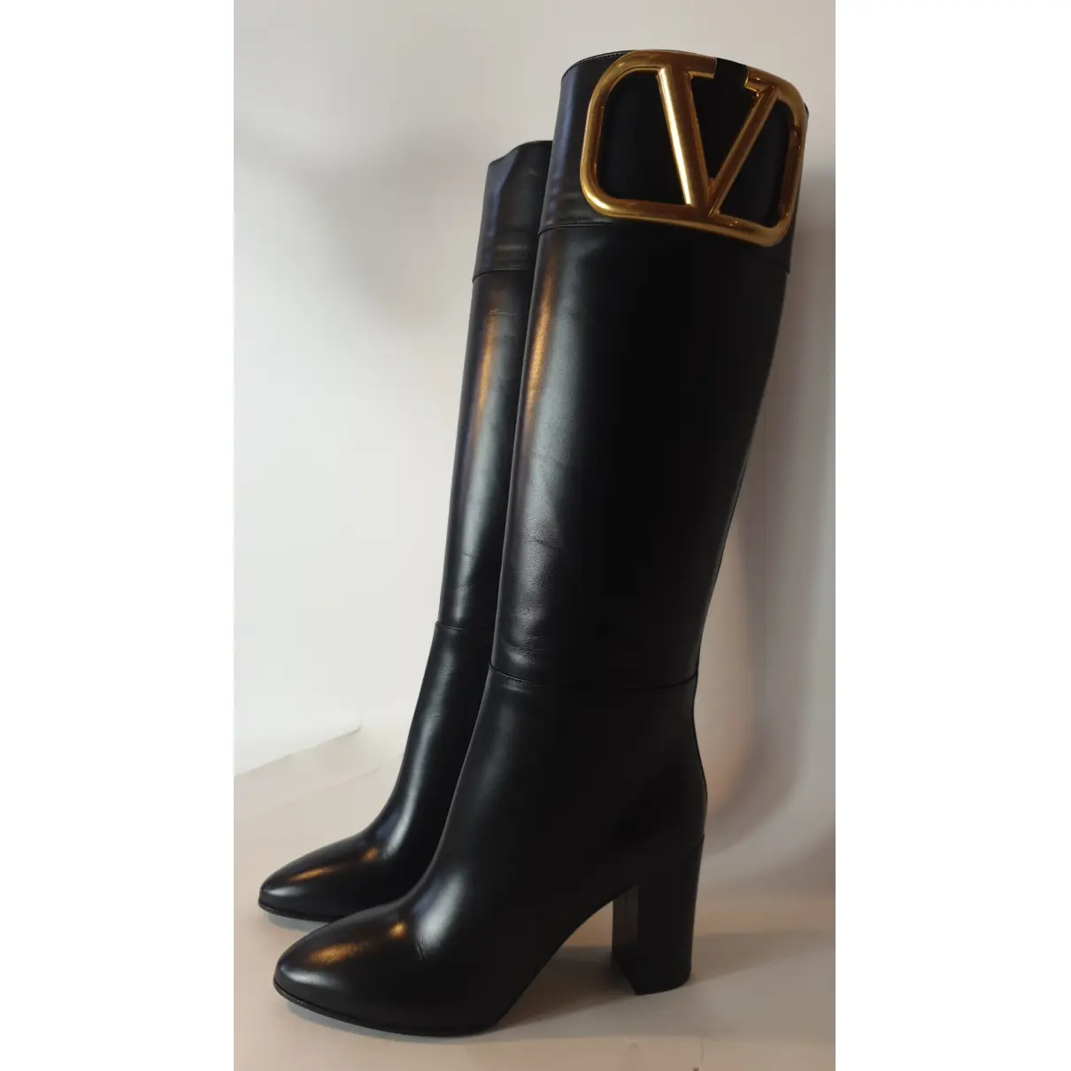 VLogo leather boots Valentino Garavani