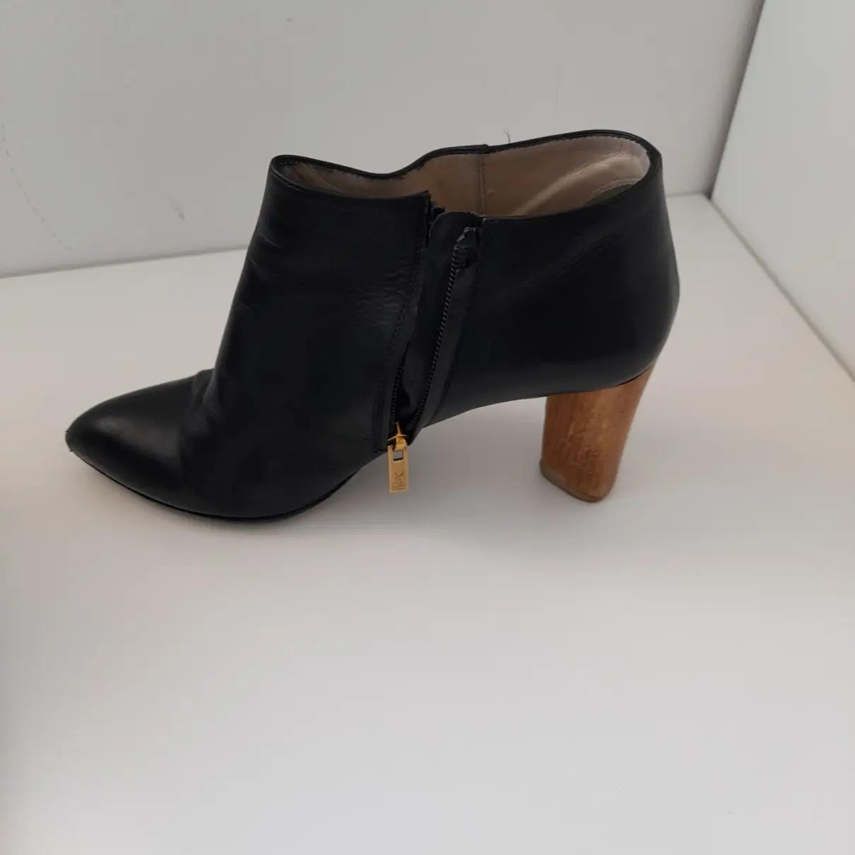 Leather ankle boots Yves Saint Laurent