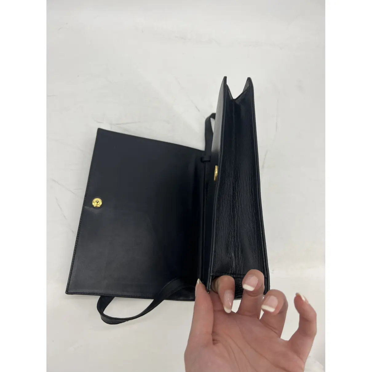 Buy Yves Saint Laurent Leather handbag online - Vintage