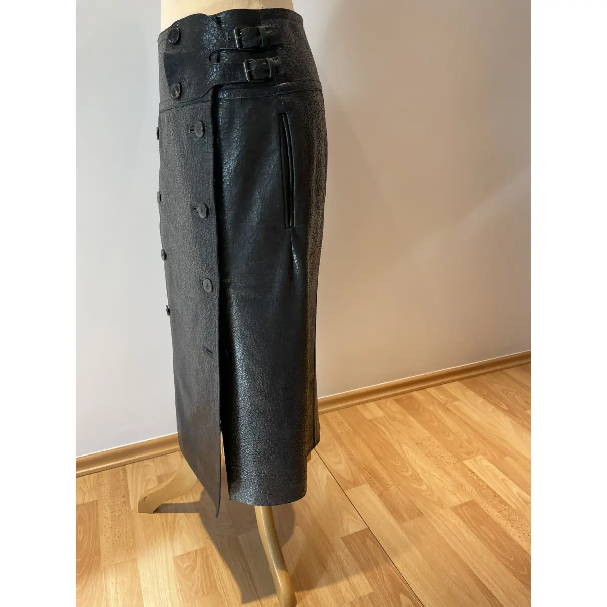 Leather mid-length skirt Yves Saint Laurent