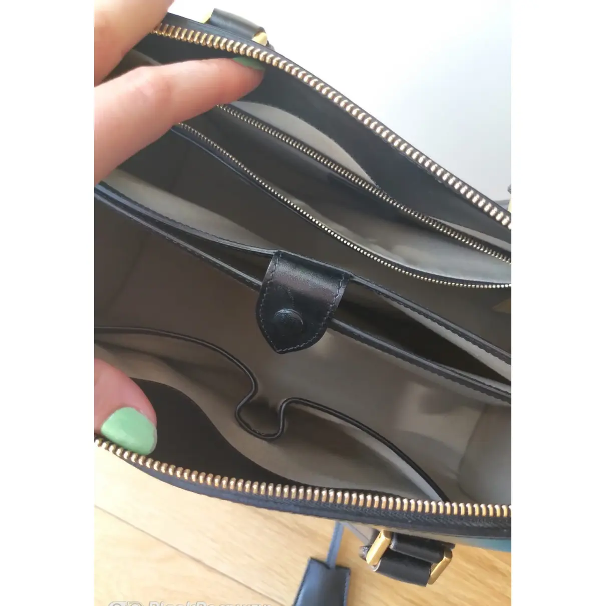 Zippé leather handbag Alexander McQueen