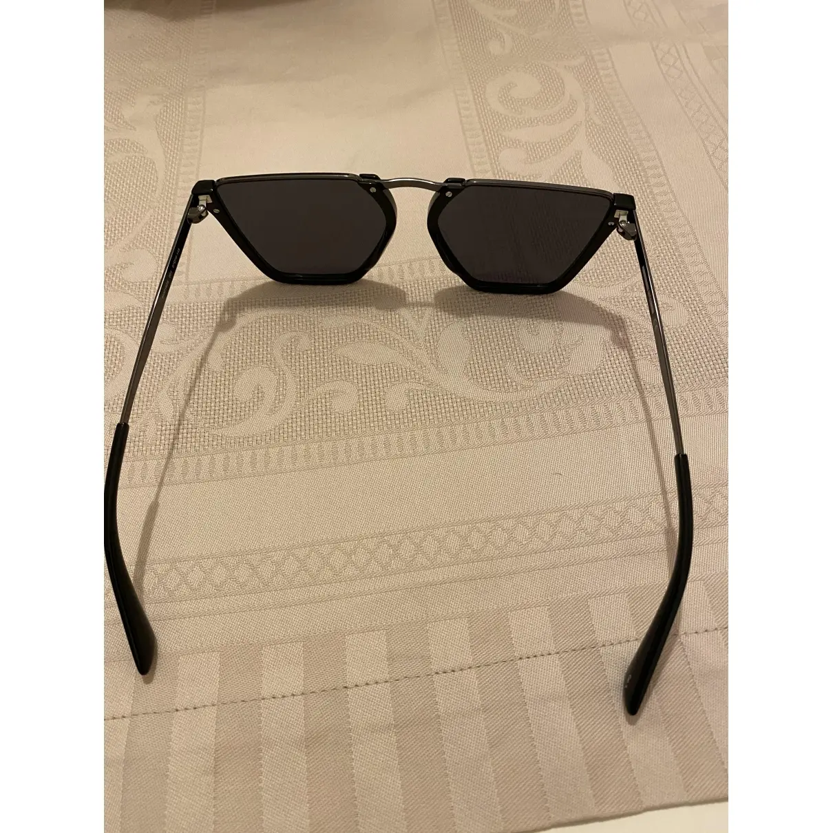 Sunglasses Alexander McQueen