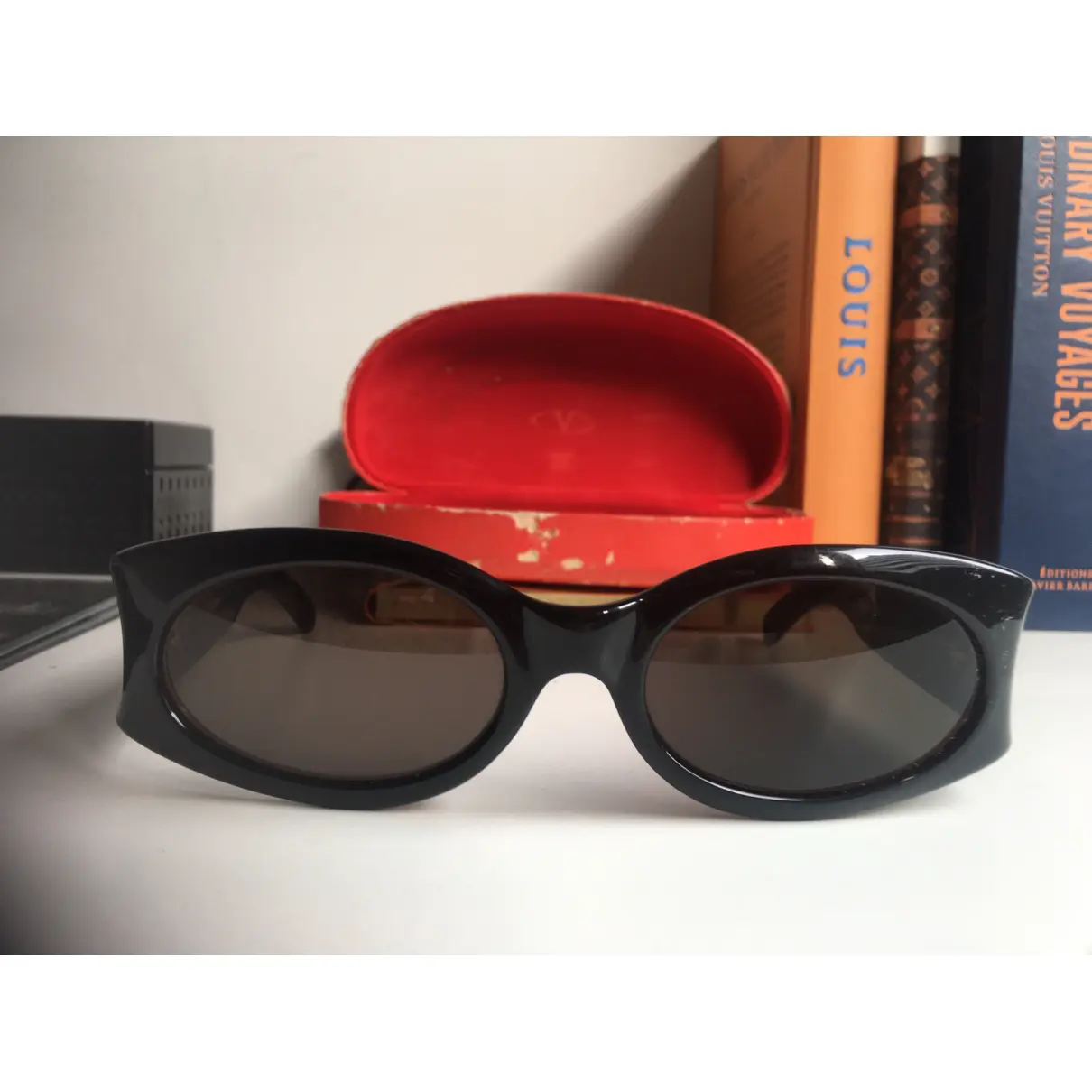 Buy Valentino Garavani Sunglasses online