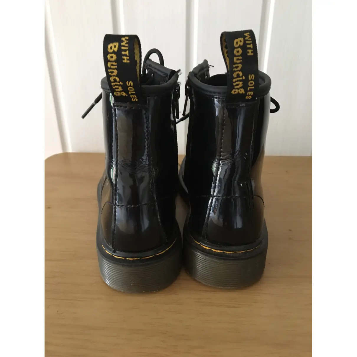 1460 Pascal (8 eye) patent leather ankle boots Dr. Martens