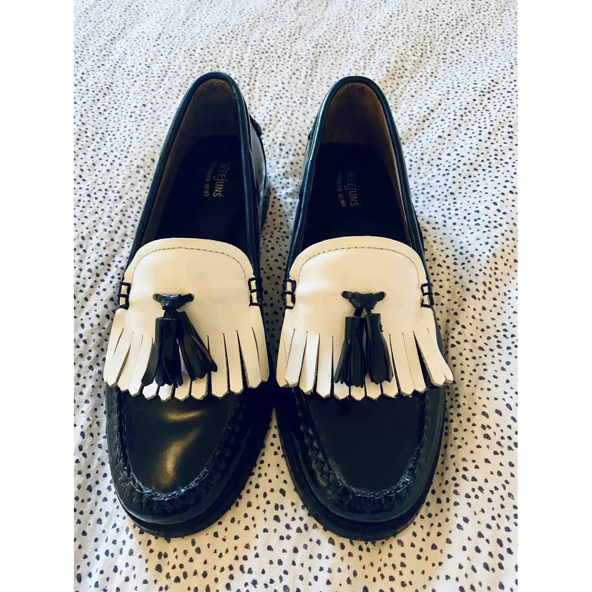 Buy Bass Weejun Patent leather flats online