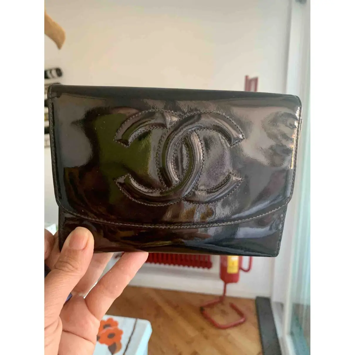 Buy Chanel Patent leather wallet online - Vintage