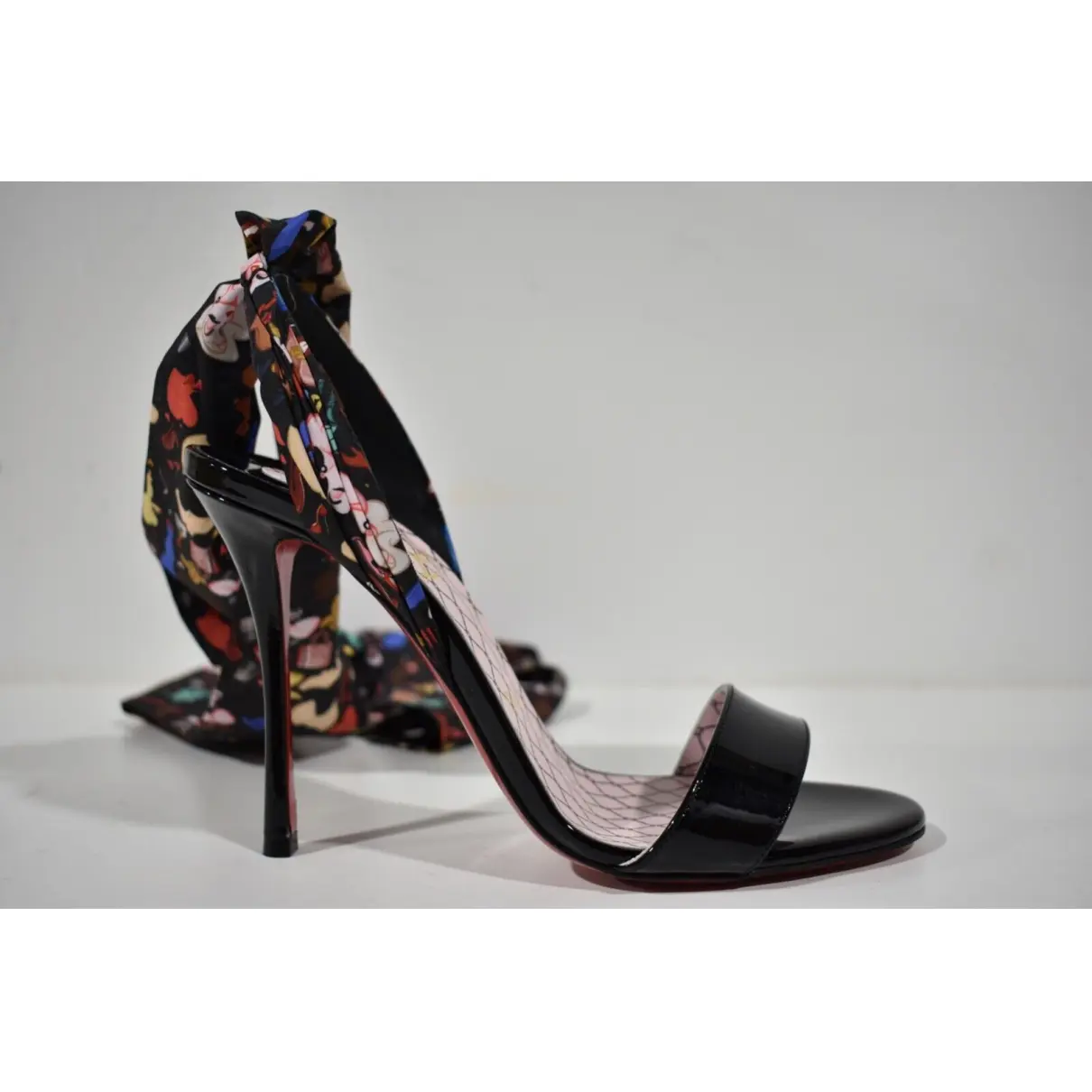 Patent leather sandals Christian Louboutin