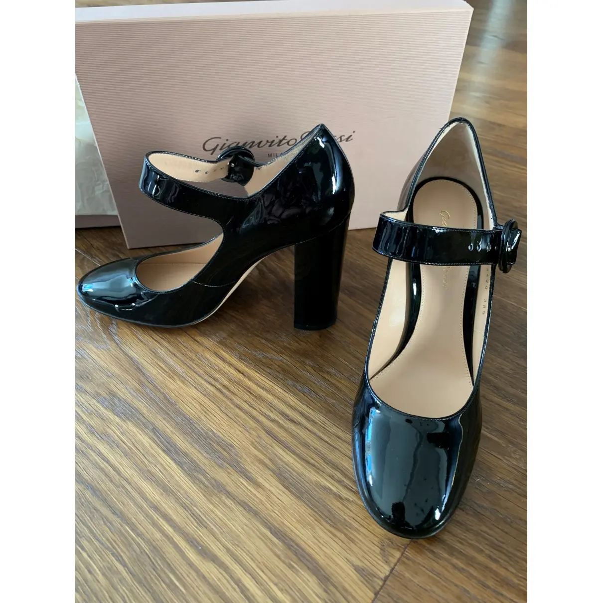 Gianvito Rossi Patent leather heels for sale