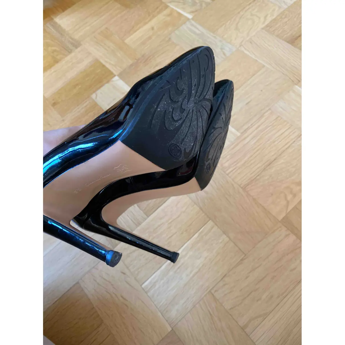 Patent leather heels Gianvito Rossi