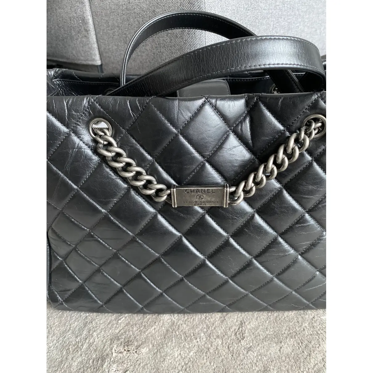 Buy Chanel Grand shopping patent leather tote online - Vintage