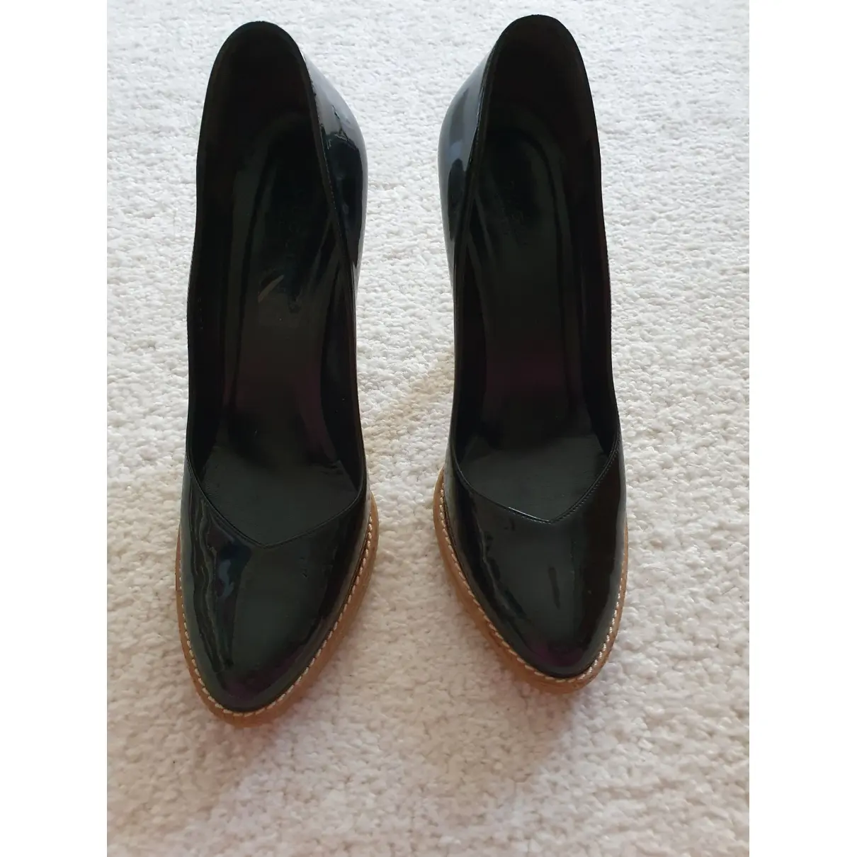 Gucci Patent leather heels for sale