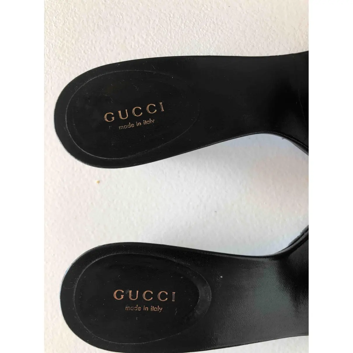 Patent leather mules Gucci