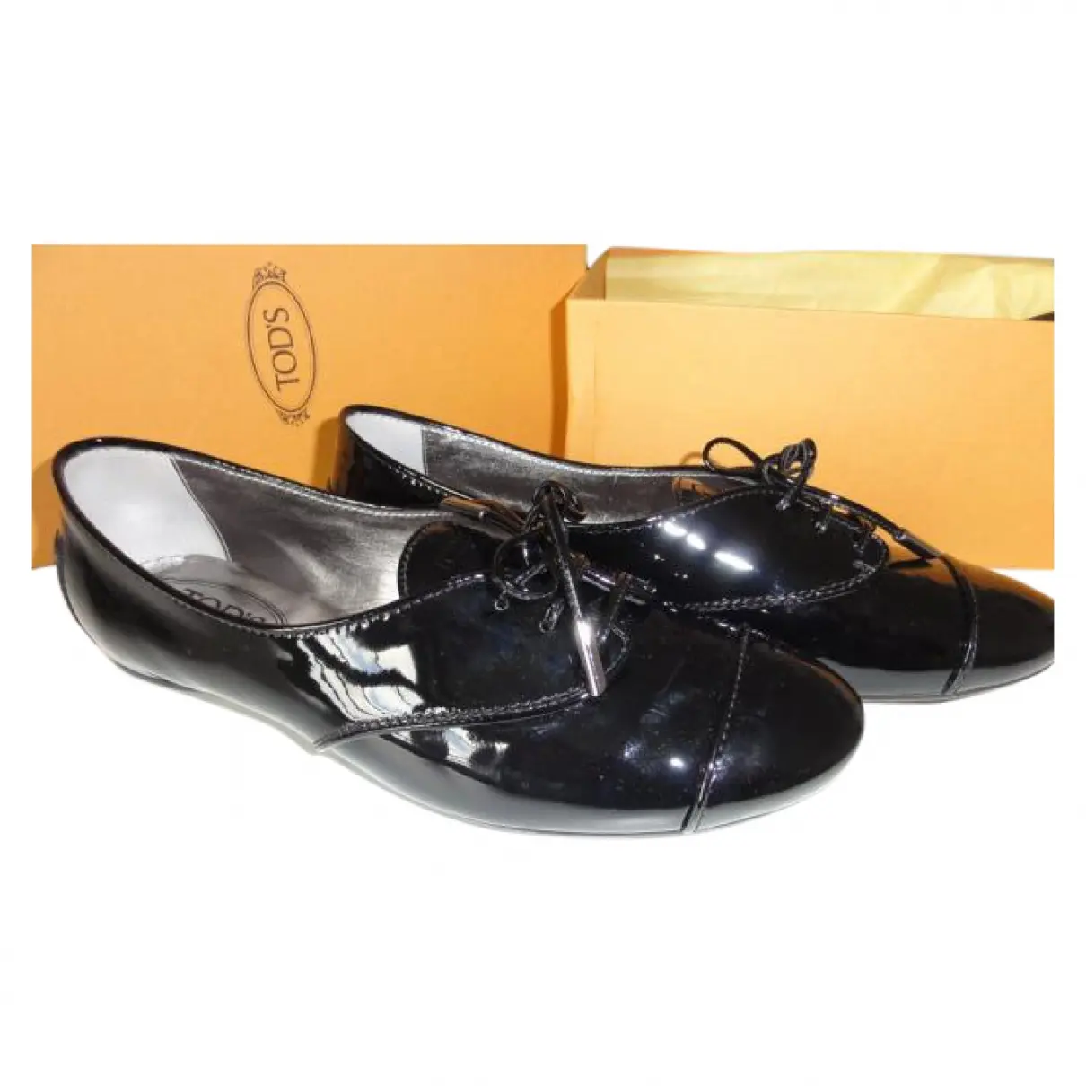 Black Patent leather Lace ups Tod's