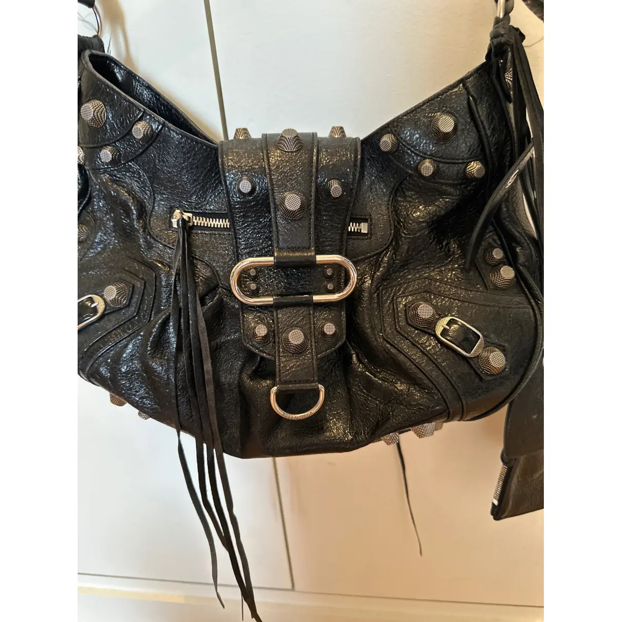 Buy Balenciaga Le Cagole patent leather handbag online