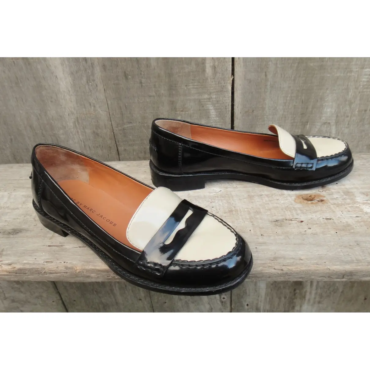 Marc by Marc Jacobs Patent leather flats for sale